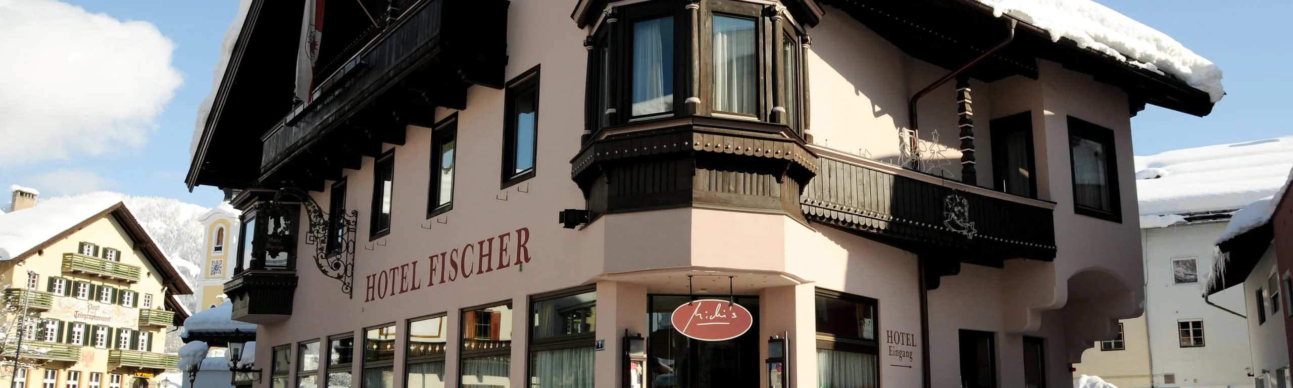 Hotel_Winter_2009_004__crop